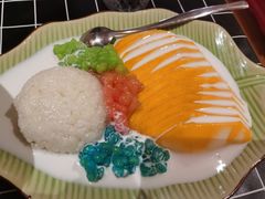 七彩椰浆芒果糯米-早安曼谷泰国餐厅