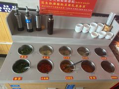 -阿婆情腊排骨火锅(金虹路店)