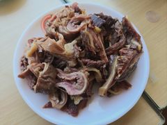 -闫家驴肉老店(华电一校店)
