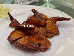 烤乳鸽-莞香楼·正宗东莞菜(东升店)