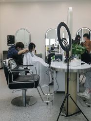 点击看大图 -环球蝶上美业连锁