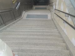 -天坛东门(地铁站)