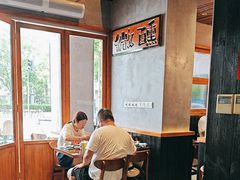 -8PINTS八品脱·日料·烧鸟·精酿小酒馆(莘庄店)