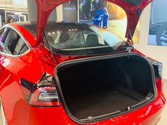 -TESLA 特斯拉(上海太古汇体验店)