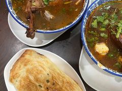 -叶新小吃店(来凤小区总店)