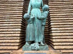 -奥利弗·雷金纳德·坦博国际机场