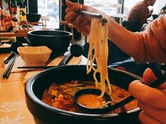 酸菜鱼米线-十秒到云南过桥米线