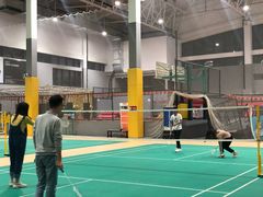 -莱茵体育生活馆