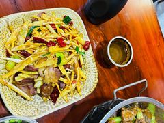 -苗湘食府(十年店)
