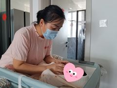 -苏州雏渐肥月嫂