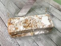 -红宝石·鲜奶小方·海派西点房(南丹店)