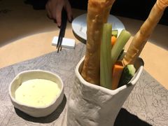 -穹六人间 people 6(岳阳路店)
