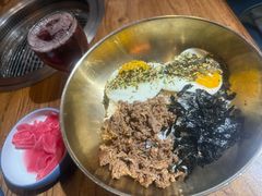 -明洞阿姨·韩式酱蟹烤肉·创意料理(三元桥店)