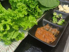 -臻牛烤肉