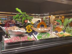 -钱小奴海鲜自助黑金店(杭州滨江龙湖店)