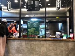 -老乌家特色小炒泡馍(大皮院店)