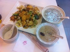 回锅肉炒年糕-咬不得高祖生煎·简餐(高银街店)