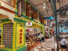 -大食代美食广场(上海中心店)