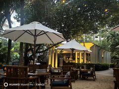 -三亚艾迪逊酒店·海滩烧烤 BARBACOA·现场乐队·浪漫晚餐·烧烤海鲜