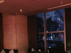 -西安绿地假日酒店