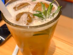 -星巴克臻选(上海合生汇1F店)