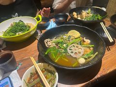 -万记麻辣烫国展总店