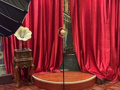 -摩斯密码·实景搜证换装沉浸密室剧本杀