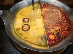 -湊湊火锅·茶憩(南京东路悦荟店)