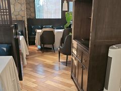 -毛家饭店·30年融合新湘菜(汉峪金谷店)