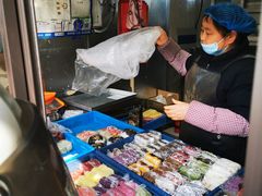 -非遗近水楼糕团(景德路店)