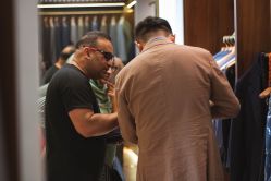 -优刻西服西装定制(金轮国际广场店)