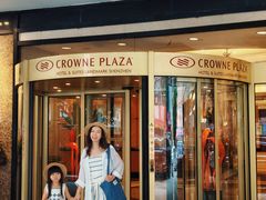 -深圳富苑皇冠假日套房酒店