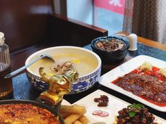 -万重锦·人文川菜馆(骡马市店)