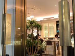 门面-PAUL LAFAYET 法式甜品(港汇广场店)