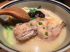 -刀小蛮半只鸡过桥米线(家乐福四元桥店)