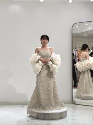 点击看大图 -拉瑞娜LaReine婚纱礼服高级定制