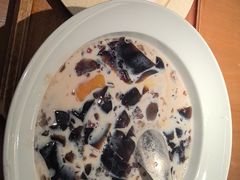 -RUXU入续糖水铺与包(卓悦中心店)