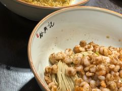 虾仁蟹粉两面黄-裕兴记•蟹黄面馆(人民广场店)