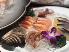 -青瓦餐厅·生鱼片·韩园烤肉(西塔店)