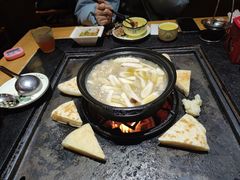 -有一锅·野生菌黑山羊腊排骨火锅(古城北门店)