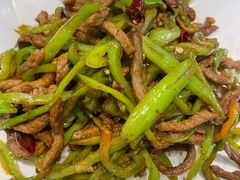 尖椒肉丝饭-西部马华清真兰州牛肉面·烧烤夜市(三里河店)