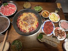 -萍姐火锅·公路夜市(武汉首店)