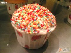 香草口味的纸杯蛋糕-西点坊(浦东香格里拉店)