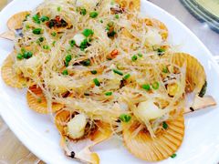 蒜蓉粉丝蒸扇贝-明记海鲜大排档(巽寮湾店)