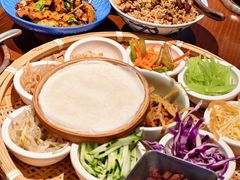 -包整·丝娃娃(一览甲秀楼风景店)