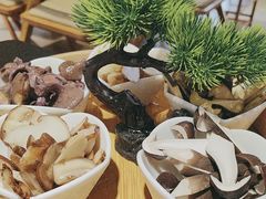 -一善菌·云南菌汤·云南菜(银泰城店)