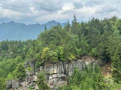 -梭布垭石林景区