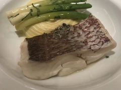 -迪拜帆船酒店海底餐厅