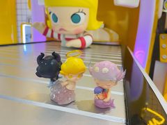 -泡泡玛特POPMART(上海环球港店)