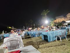 -亚龙湾希尔顿自助餐厅·海鲜·烧烤·沙滩BBQ·现场乐队